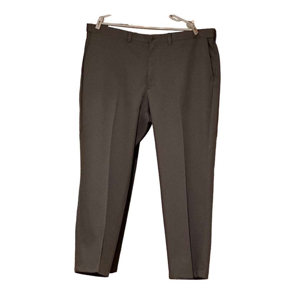 Haggar Men’s Grey Dress Pants, 44 x 30, Hidden Expandable Waistband, Flat Front